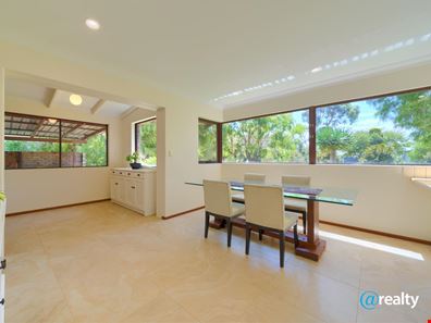 8 Marine Terrace, Little Grove WA 6330