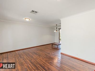 27 Parkway Road, Bibra Lake WA 6163