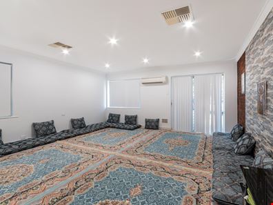 9 Dunnell Street, Maddington WA 6109