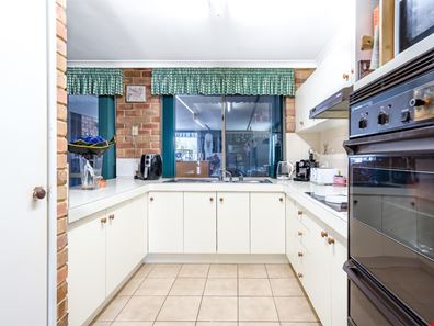 2/33 Thera Street, Falcon WA 6210