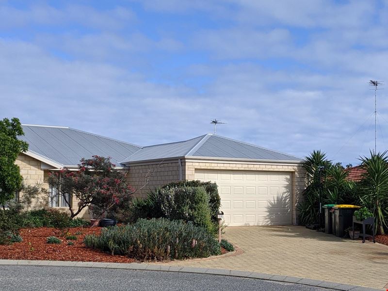 19 Macalpine Retreat, Kinross WA 6028