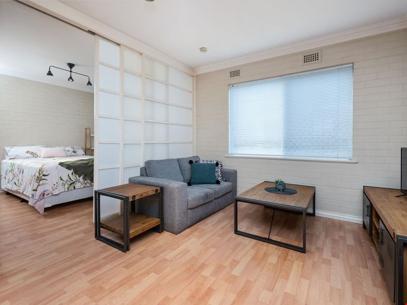 2/355 Canning Highway, Palmyra WA 6157