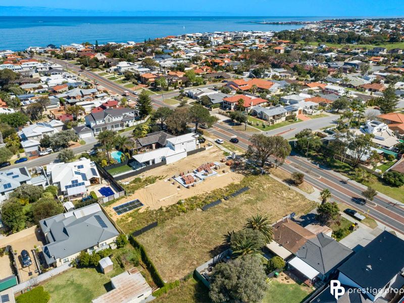 60A Beach  Road, Watermans Bay WA 6020