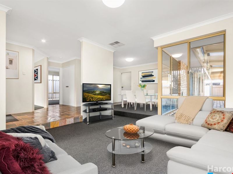47 Kinross Drive, Kinross WA 6028