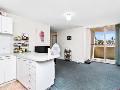 18T/24 Pearson  Street, Churchlands WA 6018