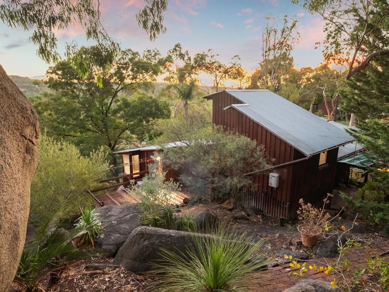 13 Michael Crescent, Boya WA 6056