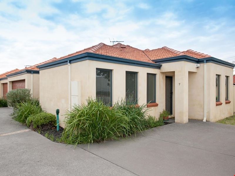 7/3 Stoke Place, Morley WA 6062