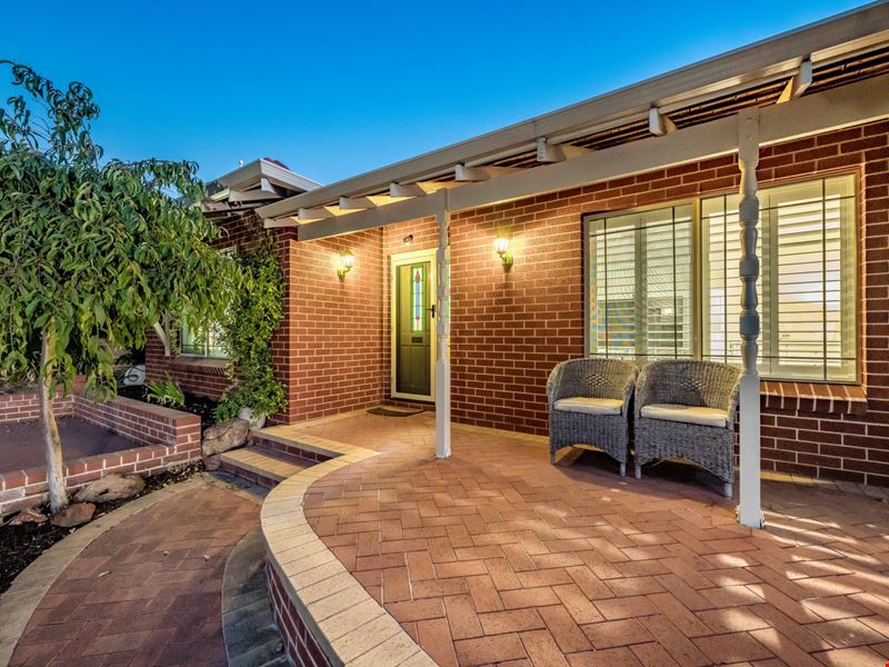 6 Aachen Crescent, Gwelup WA 6018