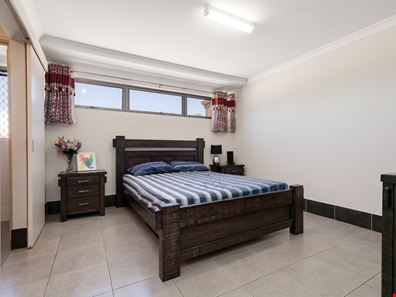 8 Impson Gardens, South Lake WA 6164