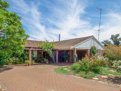 5 Central Ave, Wickepin WA 6370