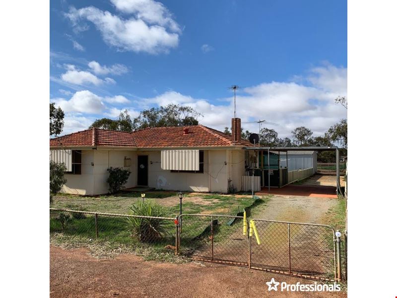 67 Gill Street, Morawa WA 6623