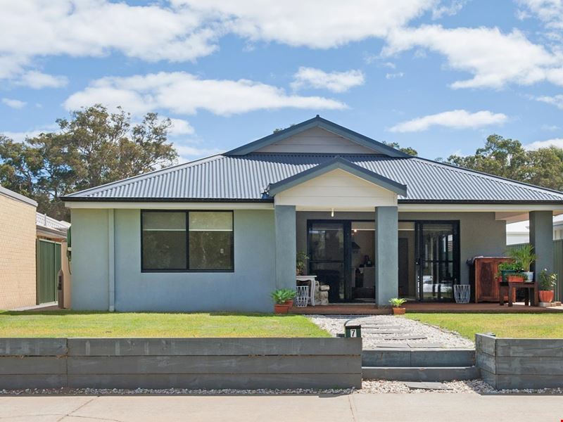 7 Harvester Promenade, Vasse WA 6280