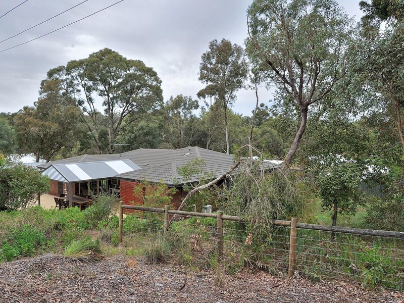 30 Conradi Place, Stoneville WA 6081