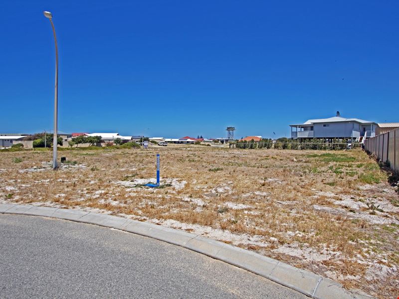 610/16 Whiteman Street, Green Head WA 6514