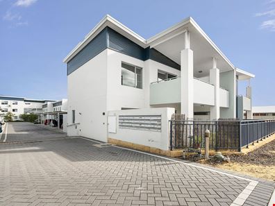 4/2 Royston Link, Butler WA 6036