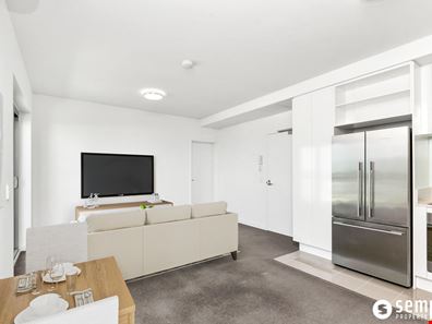 610/17 Malata Crescent, Success WA 6164