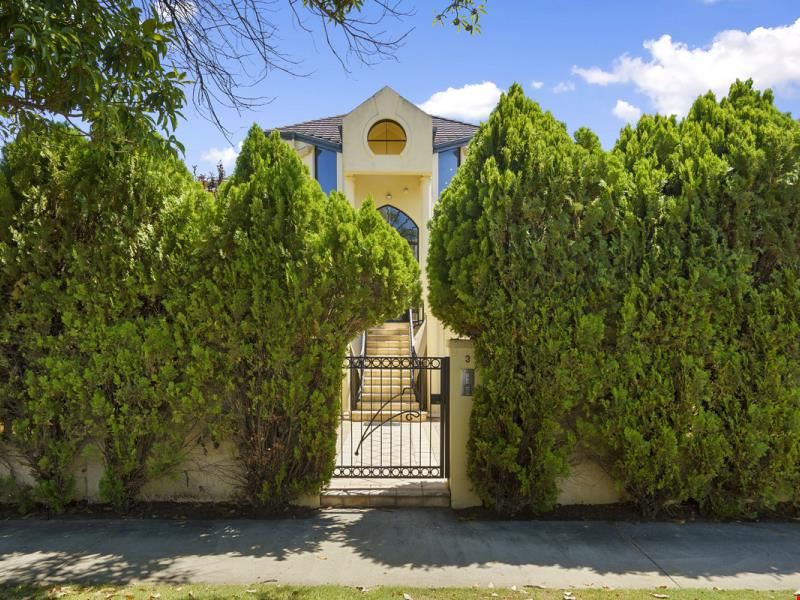 3/11 The Avenue, Crawley WA 6009