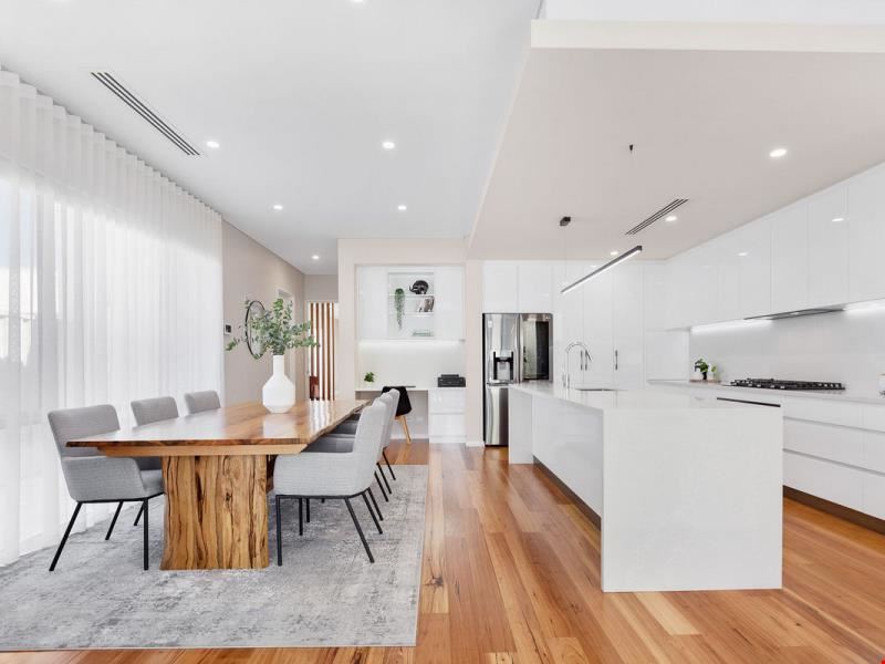 4b Hornsby Street, Melville WA 6156