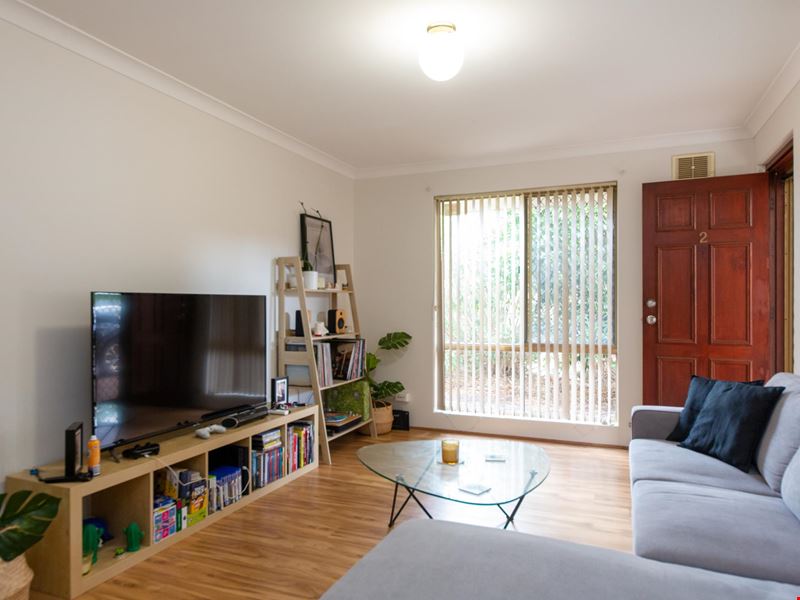 2/40 Camden St, Dianella WA 6059