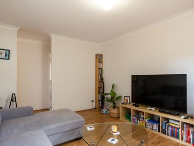 2/40 Camden St, Dianella WA 6059