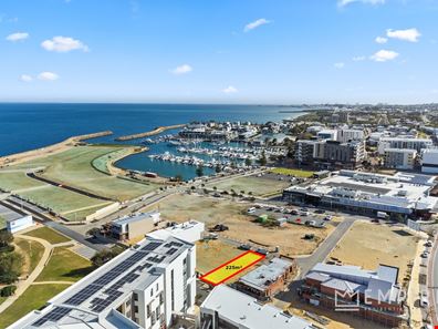 8 Napoleon Parade, North Coogee WA 6163