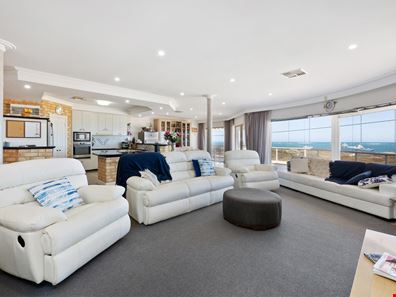 7 Cunliffe Street, Lancelin WA 6044