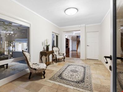 41 Riley Road, Dalkeith WA 6009