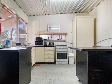 8 Murray Street, Point Samson WA 6720