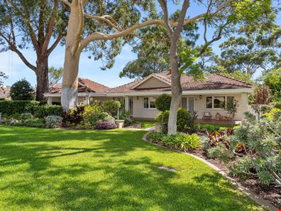 25 Davies Road, Dalkeith WA 6009