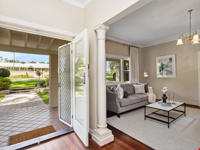 25 Davies Road, Dalkeith WA 6009