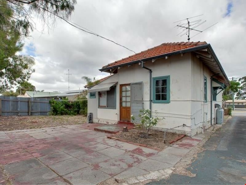 50 Churchill Avenue, Dudley Park WA 6210