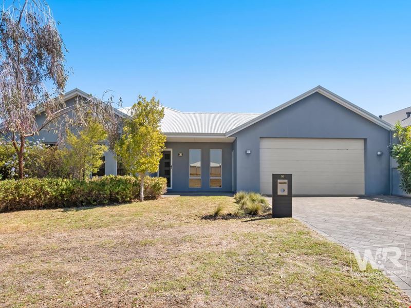 16 Goddard Way, Mckail WA 6330