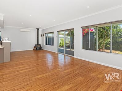 16 Goddard Way, Mckail WA 6330