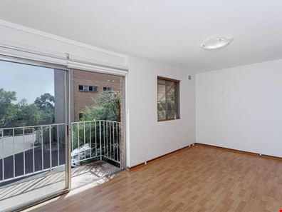 10/38 Carrington Street, Inglewood WA 6052