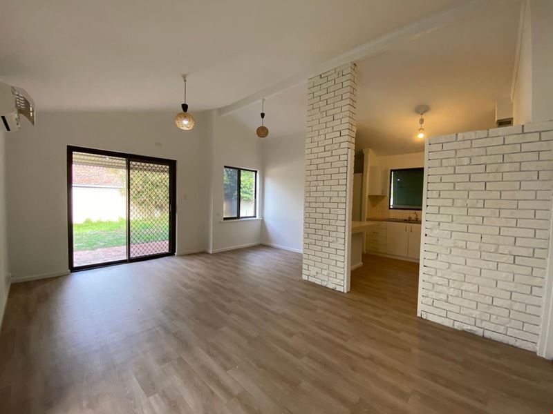 5/12 Watling Avenue, Lynwood WA 6147