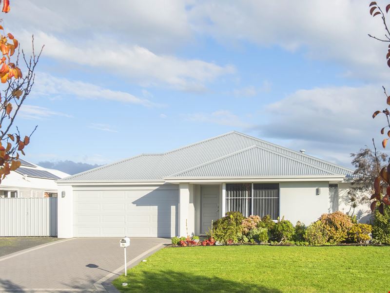 54 Marseilles Drive, Yalyalup WA 6280