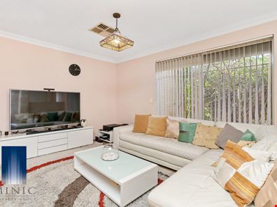 2/43 Leach  Avenue, Riverton WA 6148