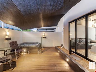 4/40 Gwenyfred Road, Kensington WA 6151