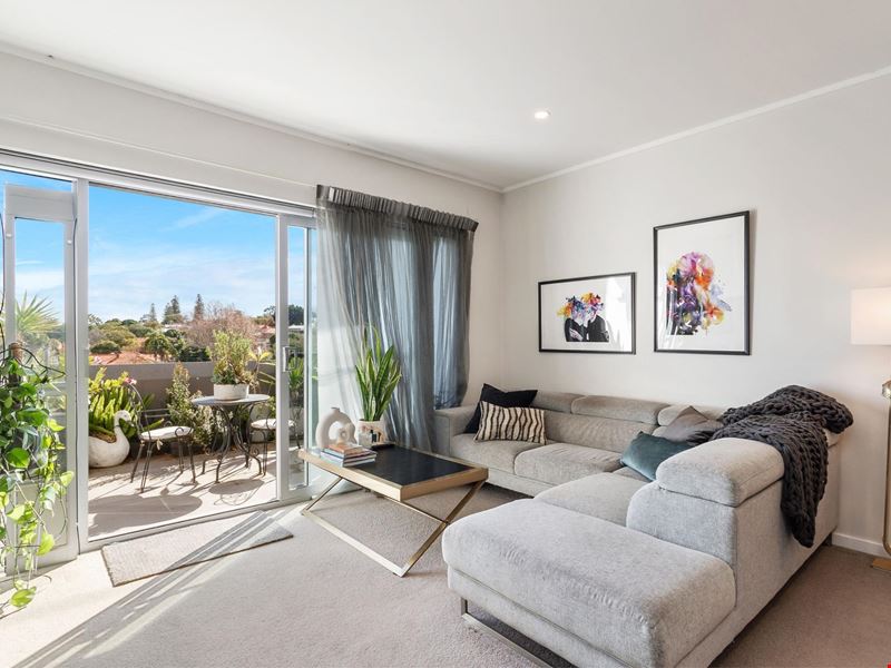 14/32 Whatley Crescent, Mount Lawley WA 6050