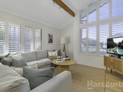 27 Santa Ana Mews, Currambine WA 6028