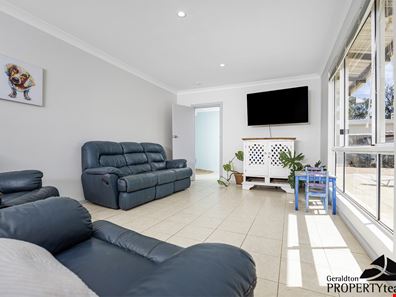 13 Rowan Road, Woorree WA 6530