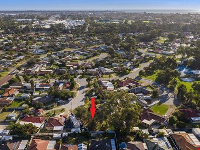 4 Volga Place, Greenfields WA 6210