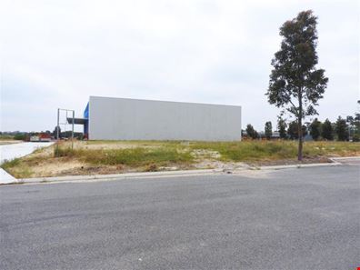 - Cnr Haydock St & Roos Avenue, Forrestdale WA 6112