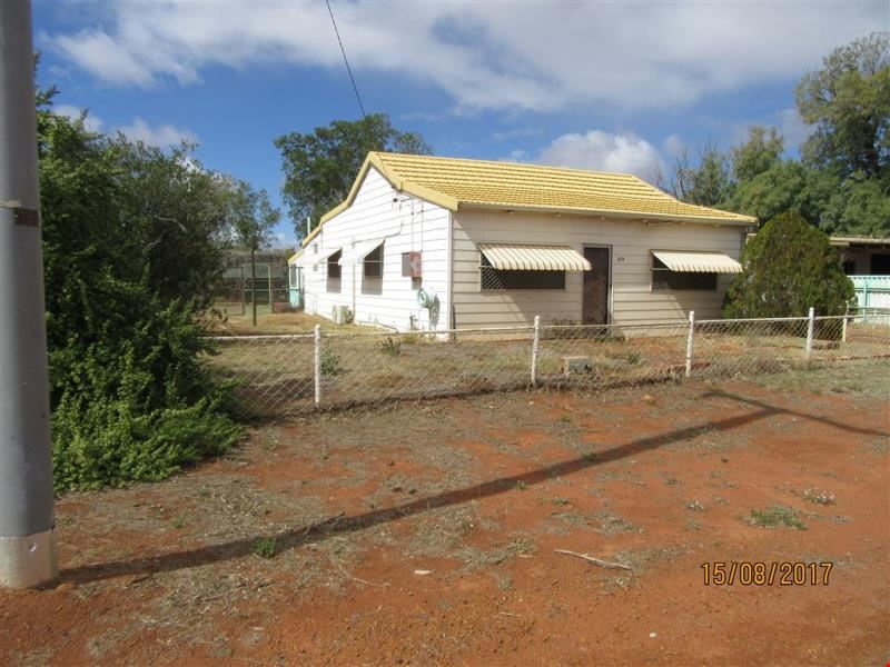 28 Watson Street, Mount Magnet WA 6638