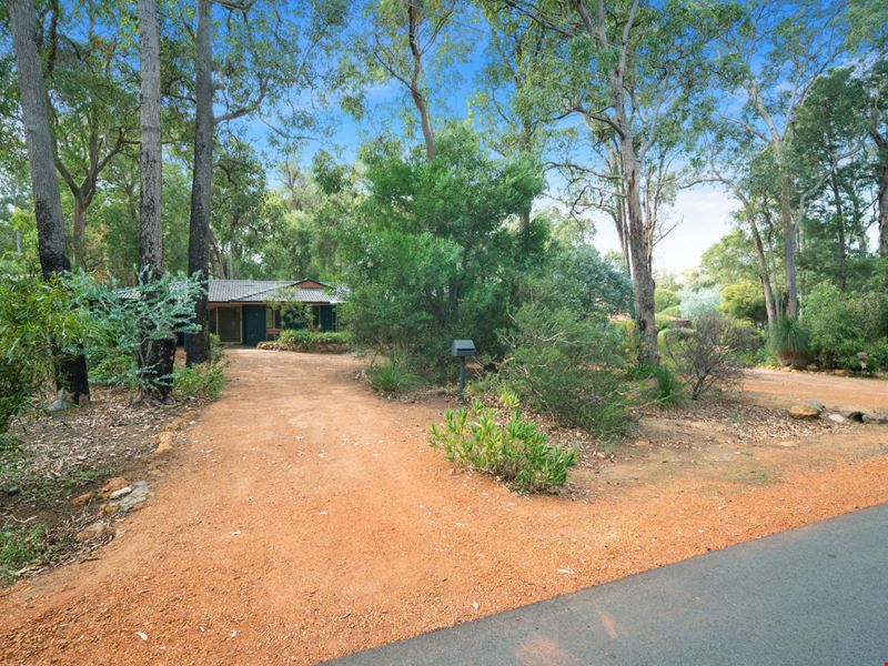18 Hawdon Street, Stoneville WA 6081