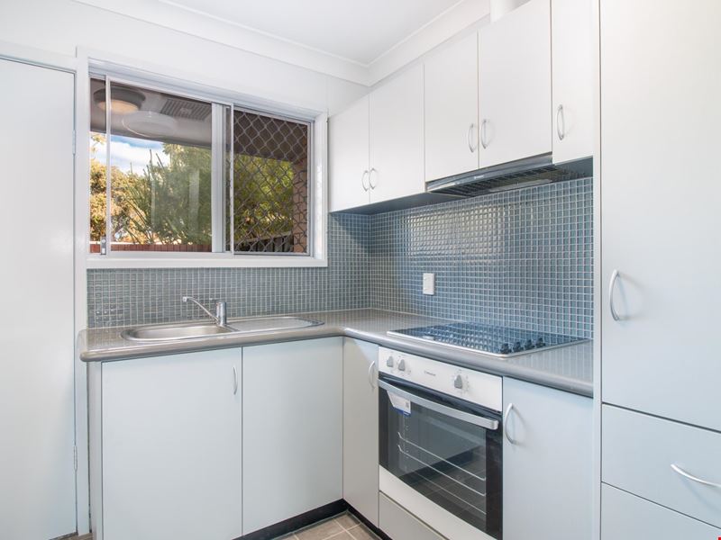 16C Stallard Place, Withers WA 6230