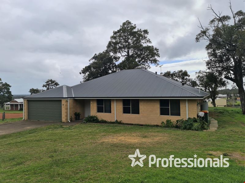 61 Waterloo Road, Roelands WA 6226