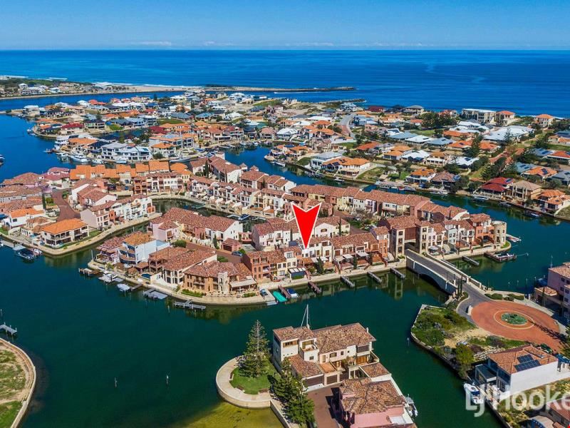 4/18 Port Quays, Wannanup WA 6210