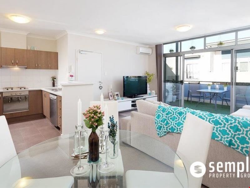 21/6 Ibera Way, Success WA 6164