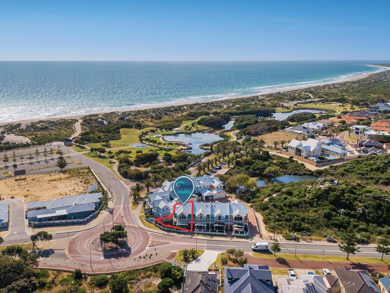 6/2 Albenga Place, Secret Harbour WA 6173